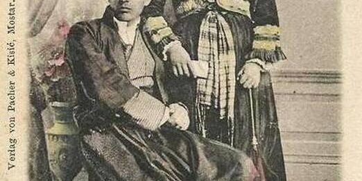 Fotografija_P_-_Turske_nošnje_(Pacher_&_Kisić)_1880-ih_1.jpg