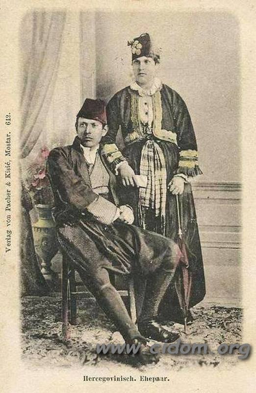 Fotografija_P_-_Turske_nošnje_(Pacher_&_Kisić)_1880-ih_1.jpg